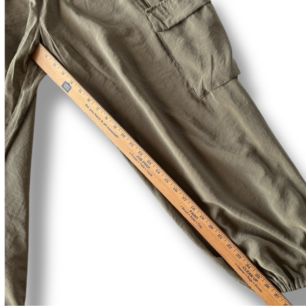 Anthropologie Bungee Parachute Pants in Olive Green Size Medium - Picture 13 of 15